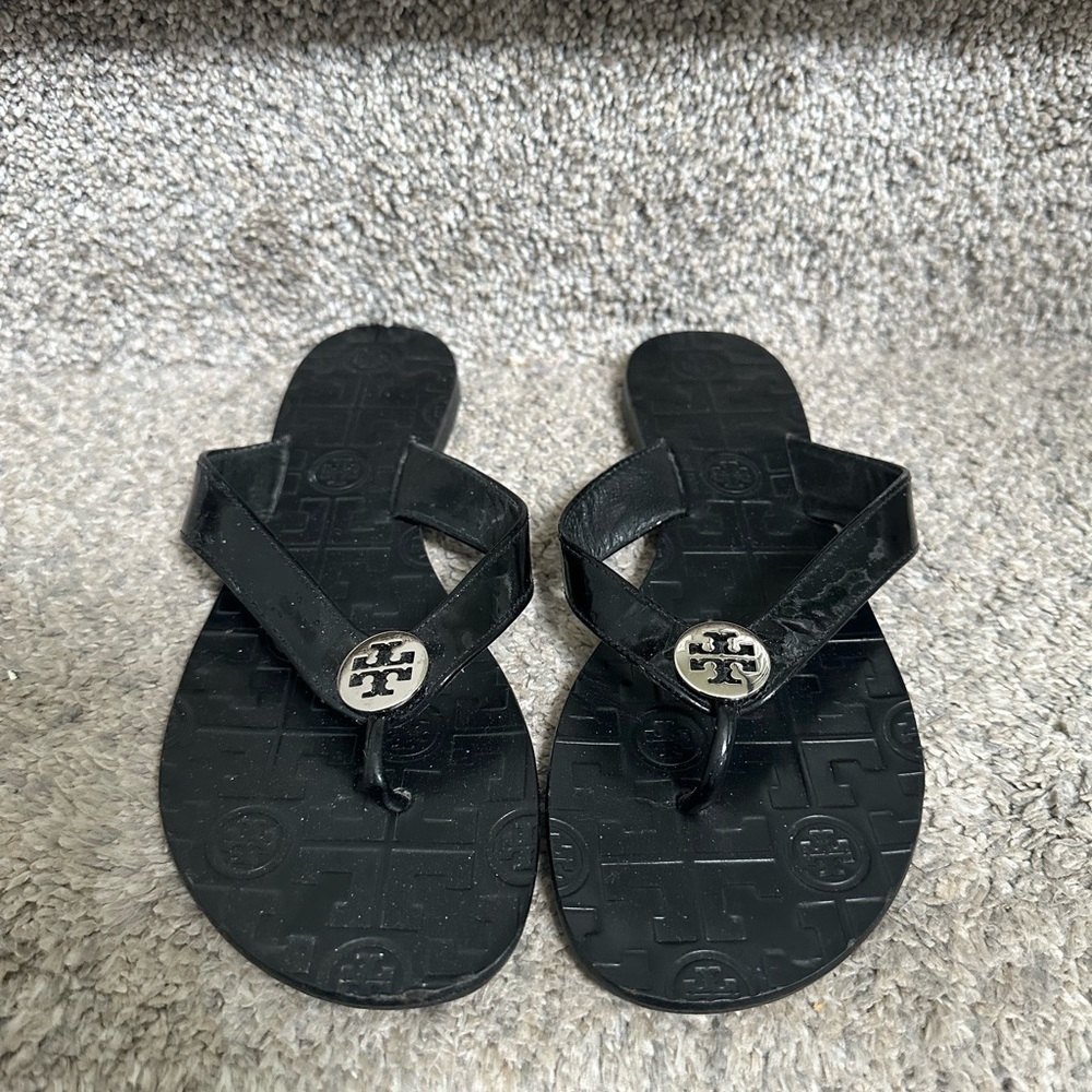 Tory Burch Flip Flop with silver T